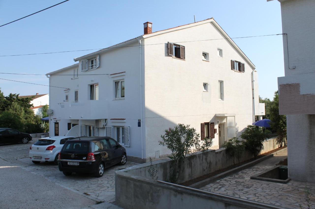 Apartments With A Parking Space Novalja, Pag - 6504 Exterior photo