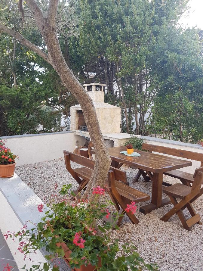 Apartments With A Parking Space Novalja, Pag - 6504 Exterior photo