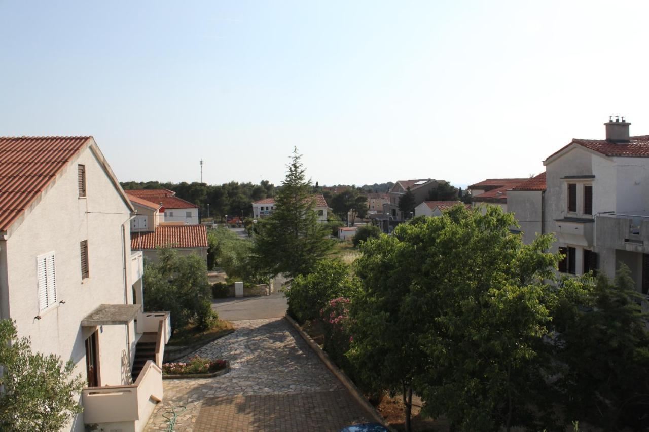 Apartments With A Parking Space Novalja, Pag - 6504 Exterior photo